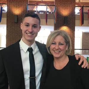 Meet your Posher, Zachariah